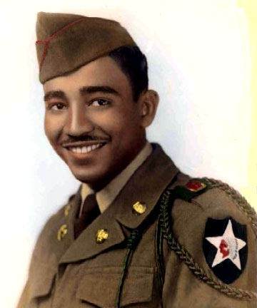 Charles Rangel dead at 94 - picture shows Rangel in army uniform